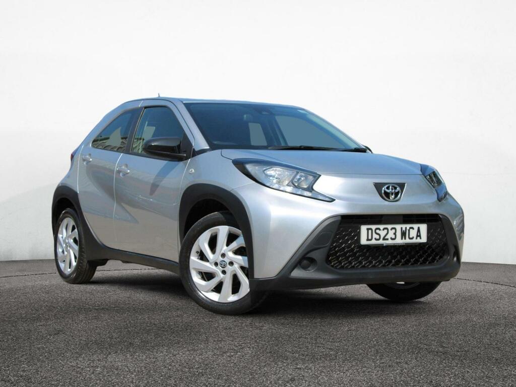 Toyota Aygo X 1.0 Vvt-i Pure DS23WCA Silver