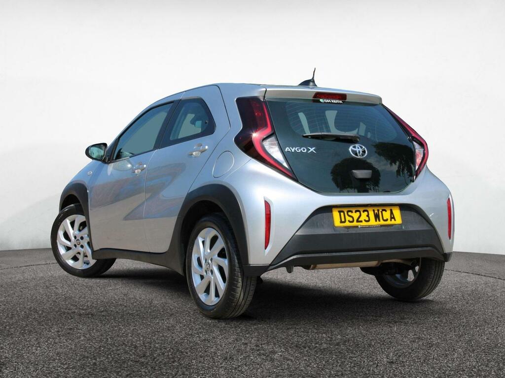 Toyota Aygo X 1.0 Vvt-i Pure DS23WCA Silver #5