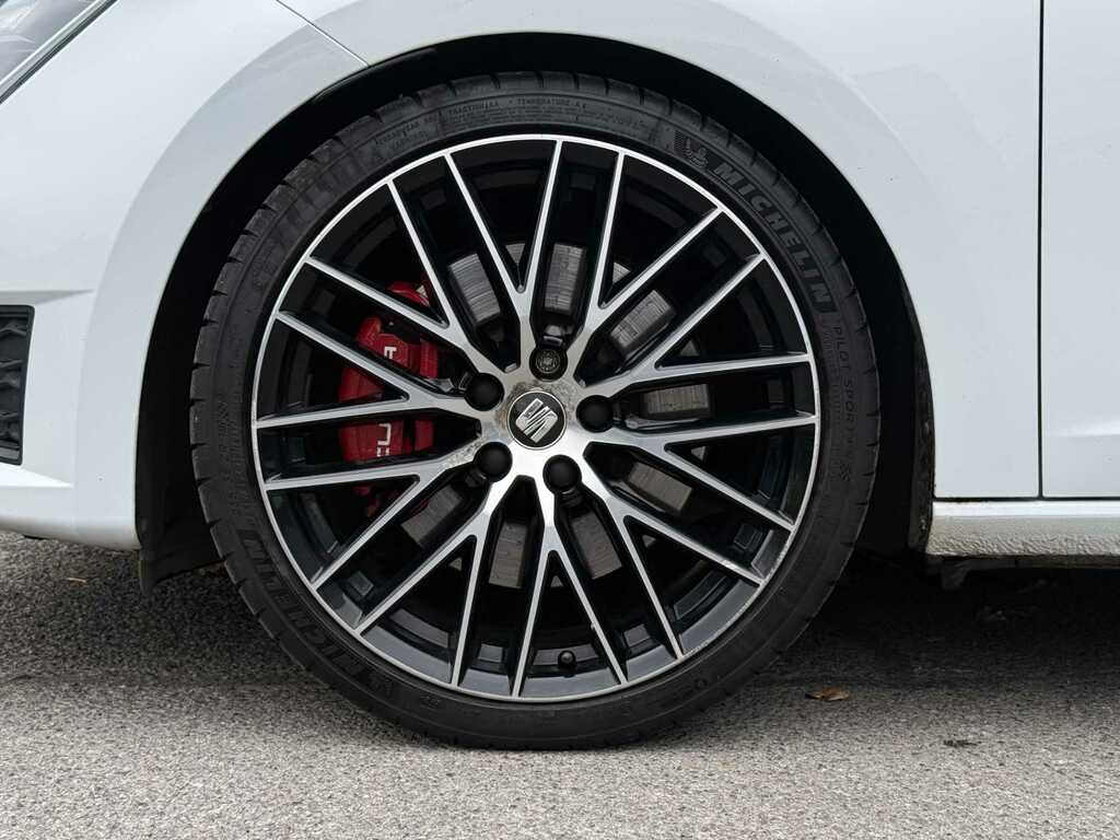 Seat Leon 2.0 16V T Fsi Cupra White #5