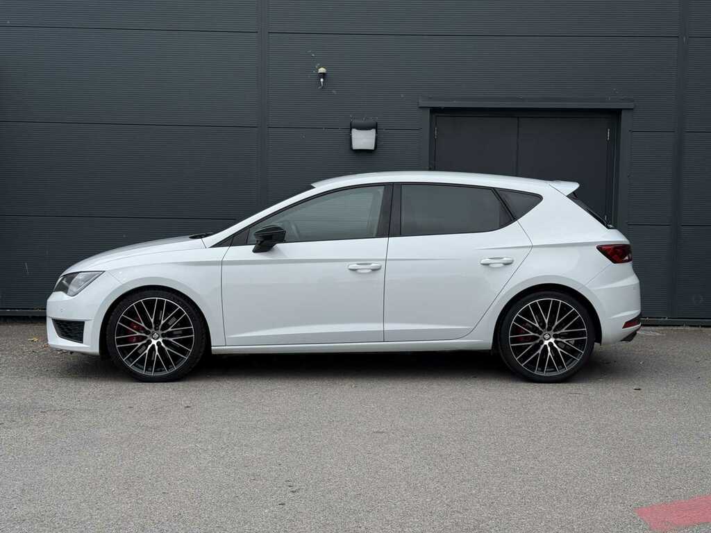 Seat Leon 2.0 16V T Fsi Cupra White #4