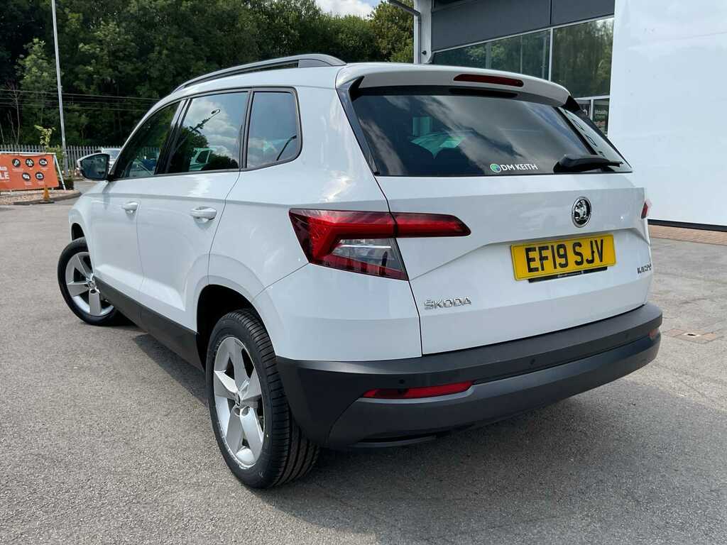 Skoda Karoq 1.5 Tsi Se White #3