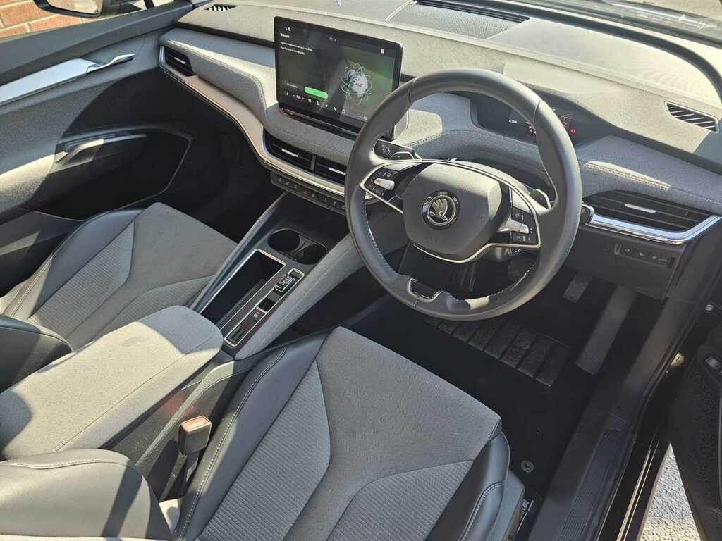 Skoda ENYAQ 210Kw 85 Edition 82Kwh Black #4