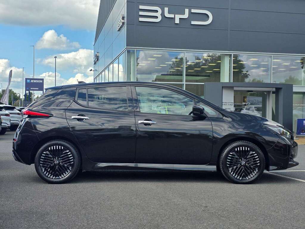 Nissan Leaf 110Kw Tekna 39Kwh Black #4