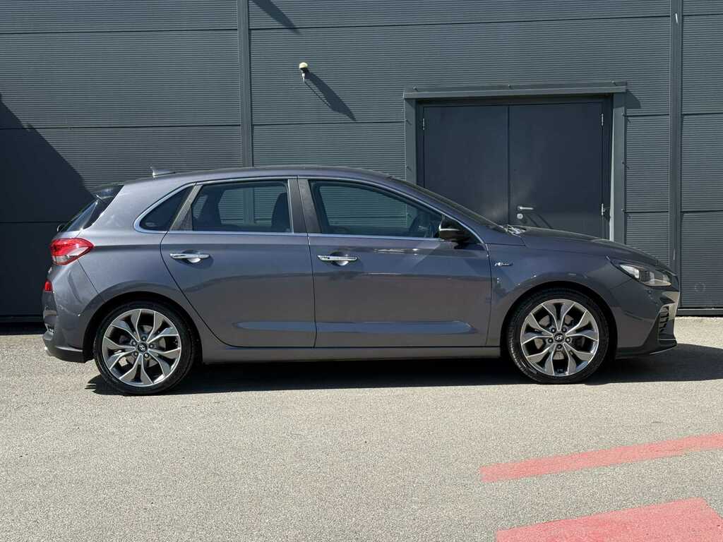 Hyundai I30 Hatchback White #18