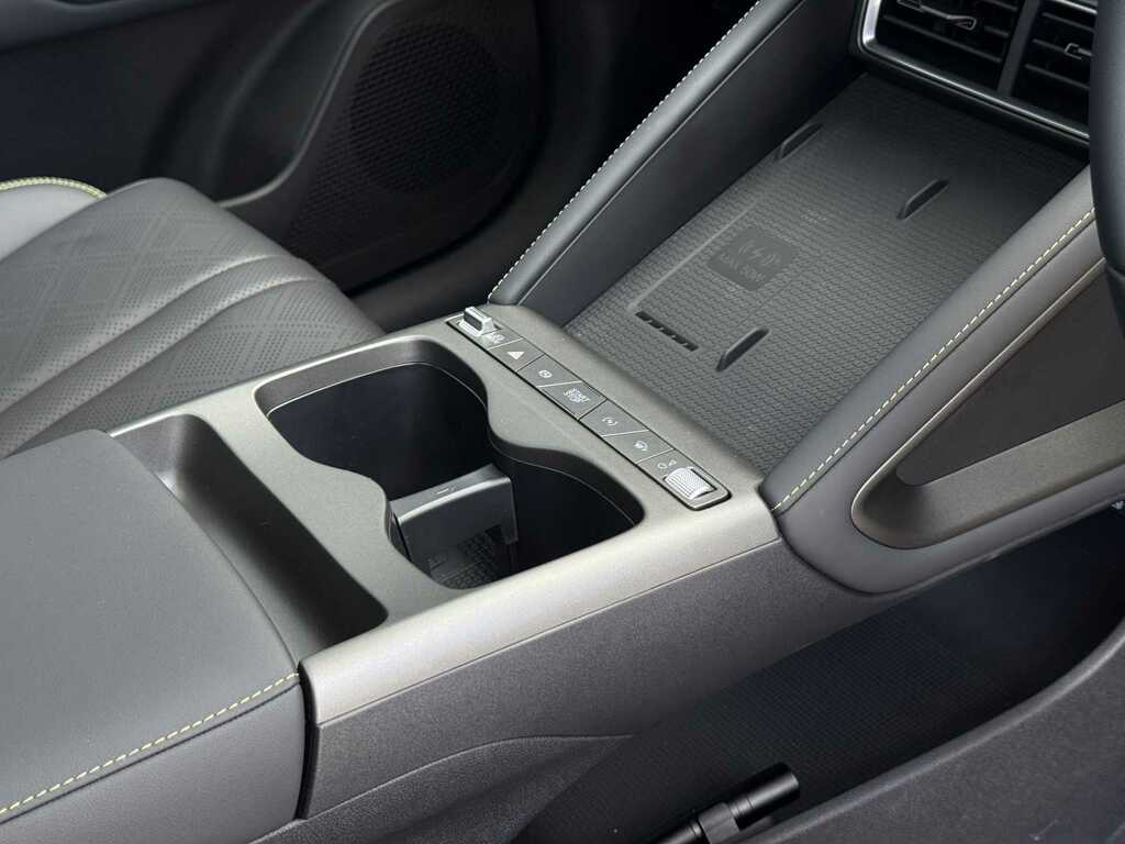 Byd Atto 2 64.8Kwh Comfort Black #19