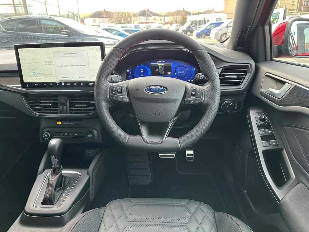 Ford Focus St-line 1.0 Mhev 155Ps Red #15