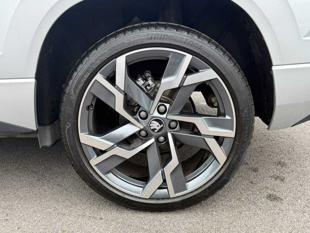 Skoda Karoq 1.5 Tsi Sportline Edition Dsg Silver #5
