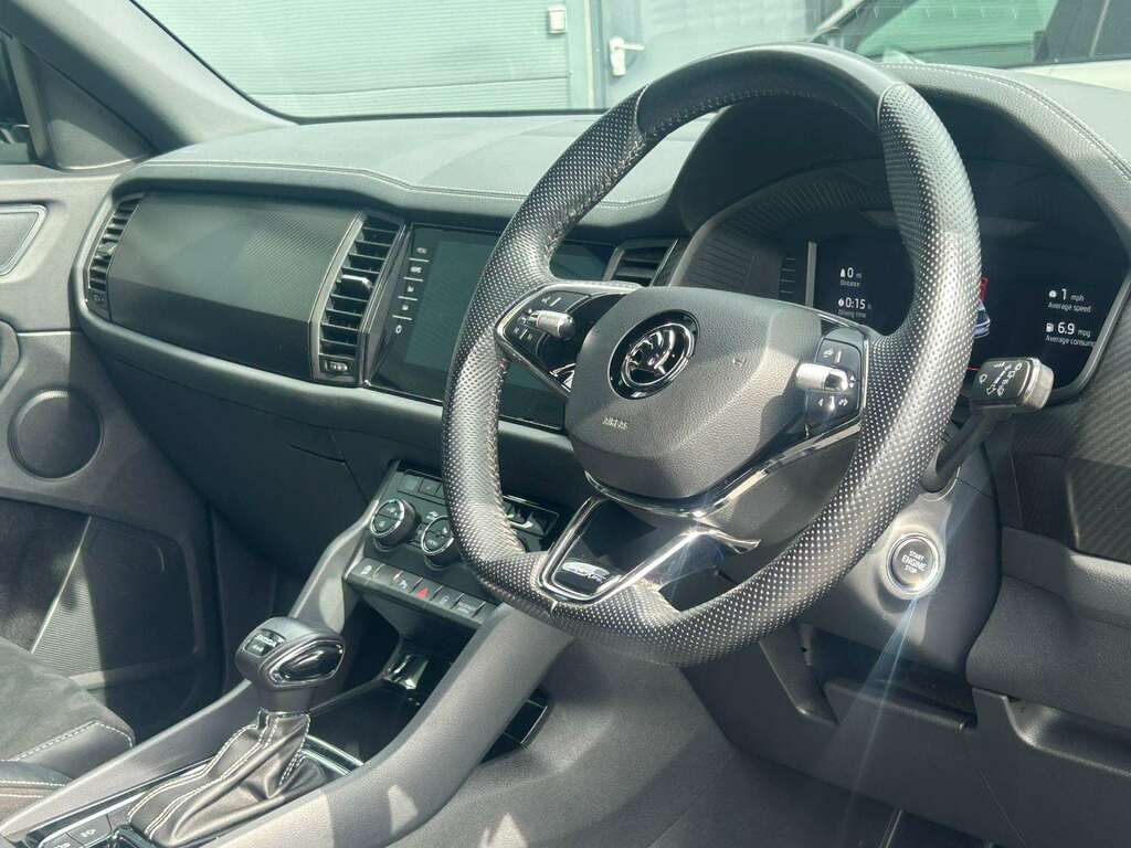 Skoda Kodiaq 2.0 Tdi Sport Line 4X4 Dsg 7 Seat Blue #2