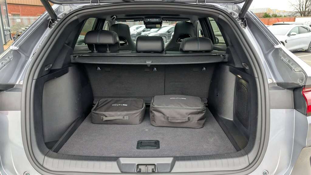 Byd Seal U 1.5 Dm-i Boost Grey #24
