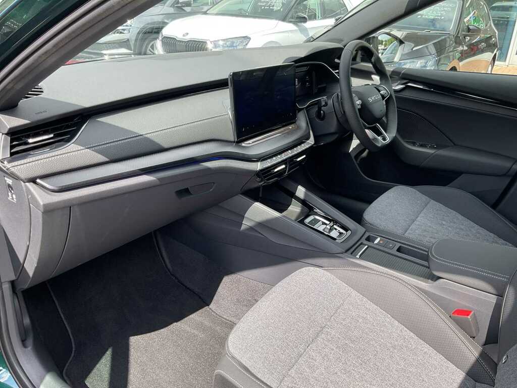 Skoda Octavia 1.5 Tsi 150 E-tec Sportline Dsg Green #2