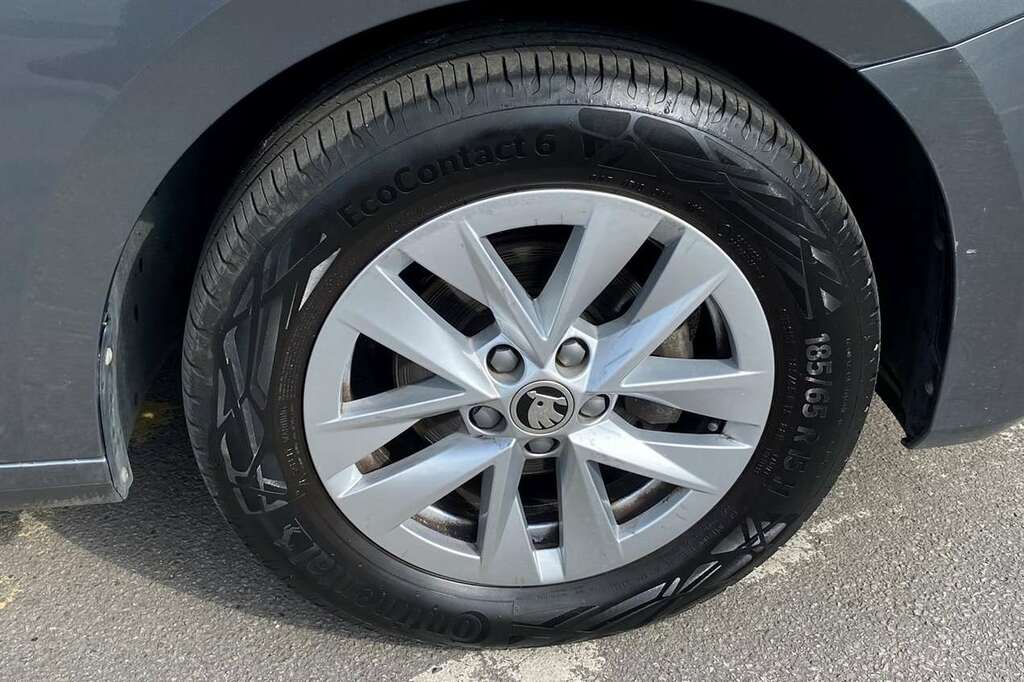 Skoda Fabia 1.0 Tsi Se Comfort Grey #6