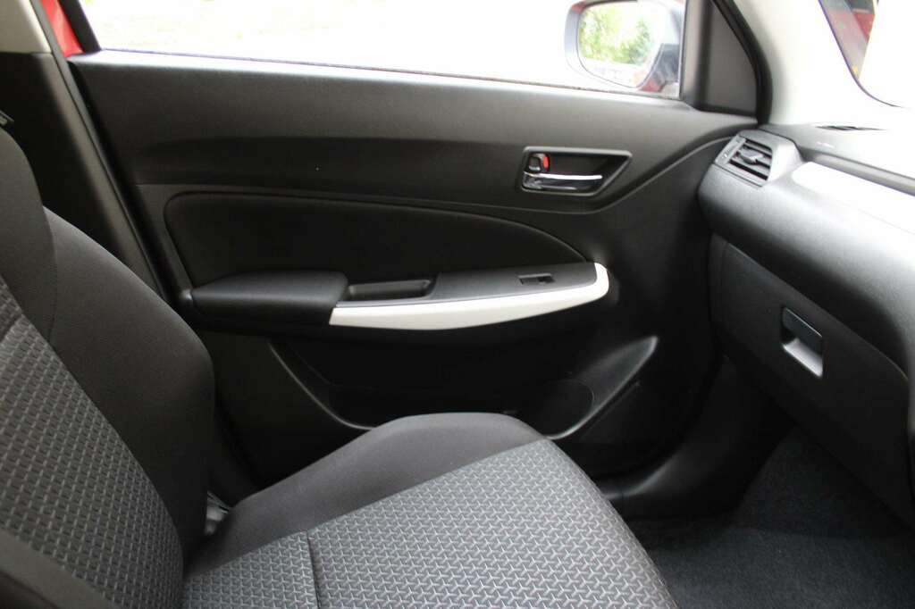 Suzuki Swift 1.2 Sz-l Nav White #25