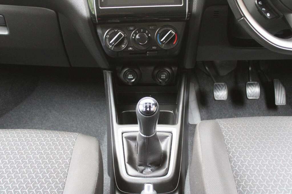 Suzuki Swift 1.2 Sz-l Nav White #21