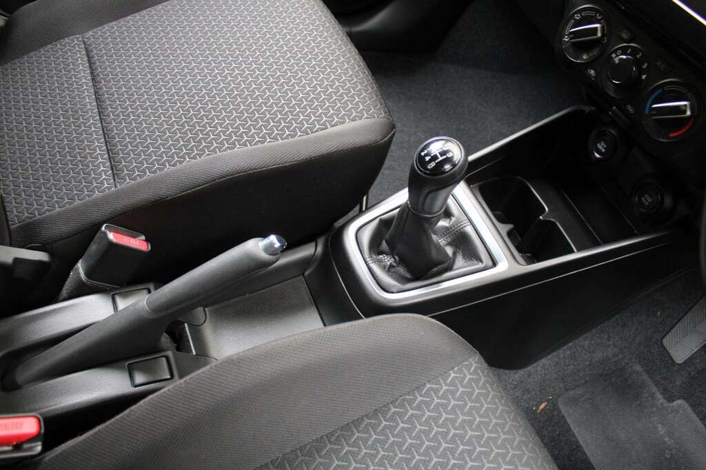 Suzuki Swift 1.2 Sz-l Nav White #24