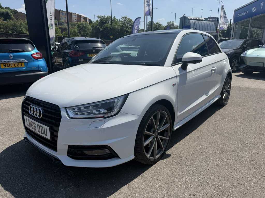 Audi A1 1.4 Tfsi 150 Black Edition White #3