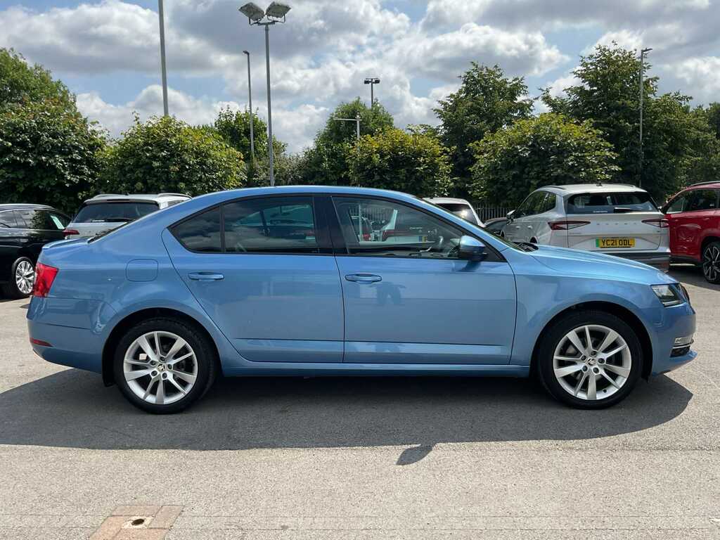 Skoda Octavia 1.5 Tsi Se L Blue #4