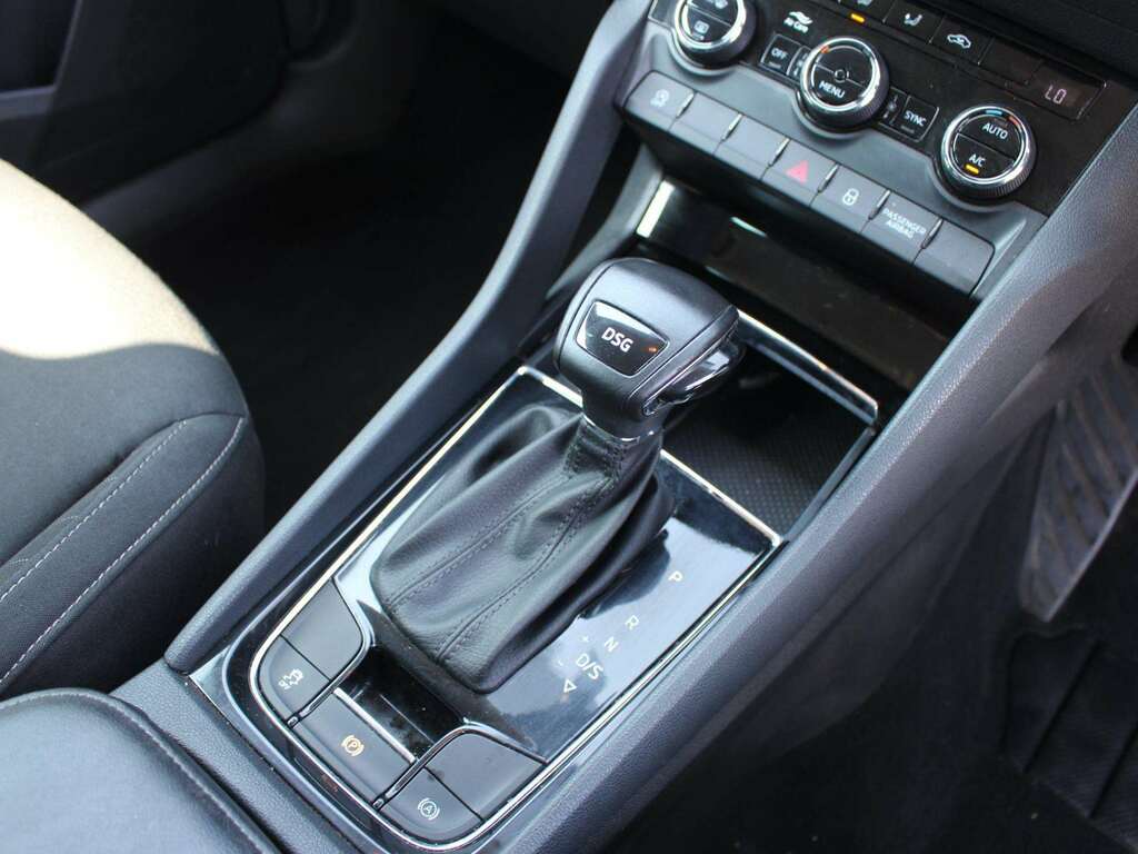 Skoda Karoq Se Nav Plus Blue #21