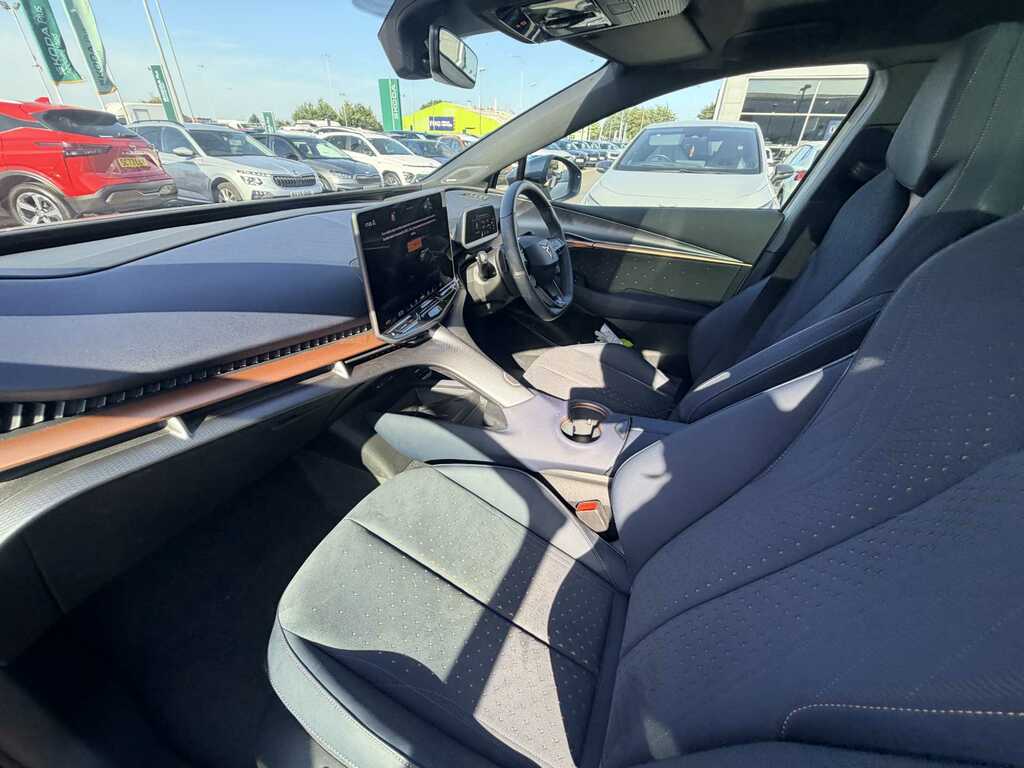 Cupra Tavascan 210Kw V2 77Kwh White #2