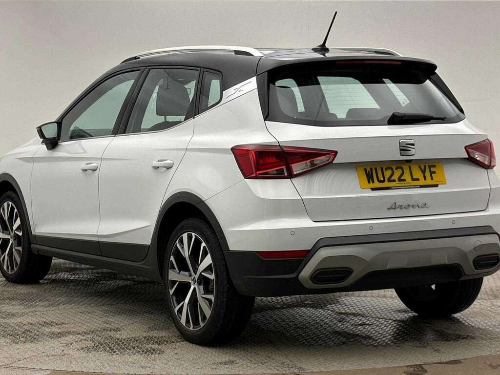 Seat Arona Xperience Lux Ecots White #3