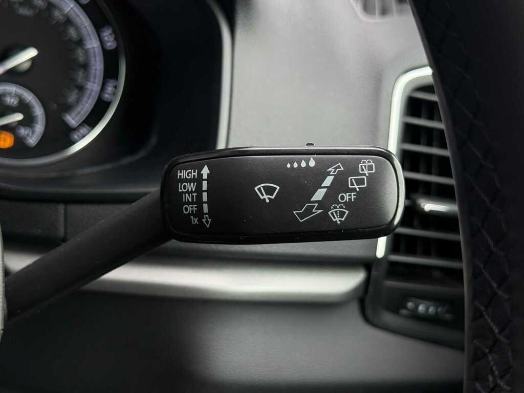Skoda Karoq Se Silver #26