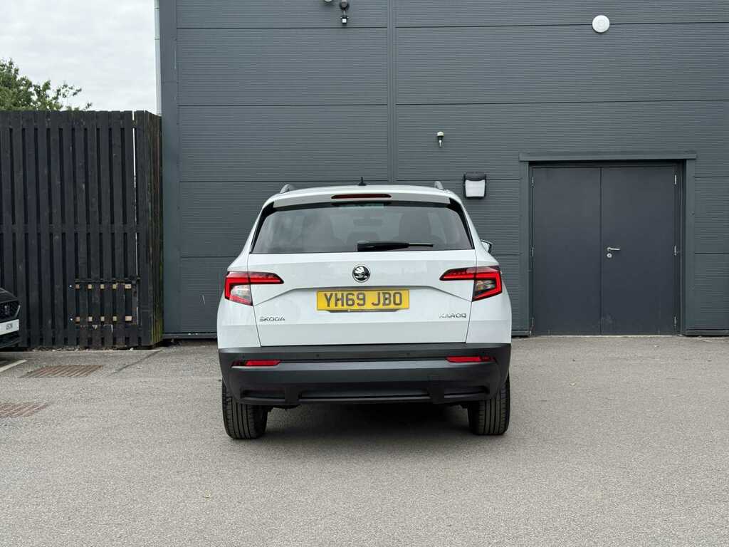 Skoda Karoq Se Silver #16