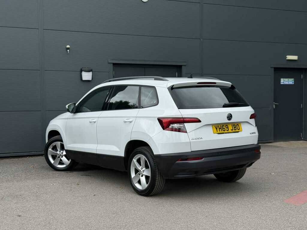 Skoda Karoq 1.0 Tsi Se White #3