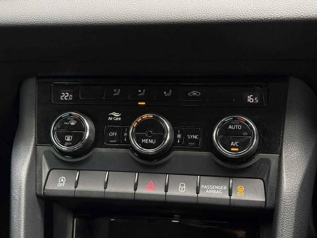 Skoda Karoq Se Silver #28