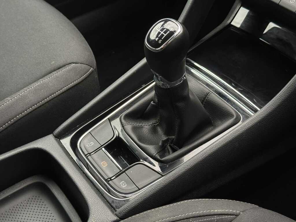 Skoda Karoq Se Silver #12