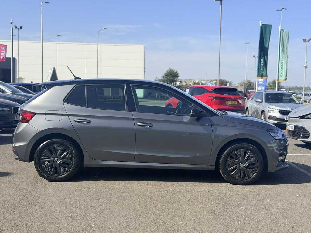Skoda Fabia 1.0 Tsi Colour Edition Grey #4