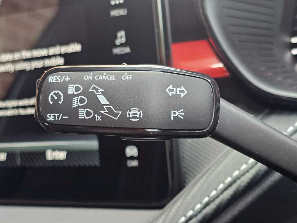 Skoda Fabia 1.0 Tsi 116 Monte Carlo Edition YY26UWF Black #6
