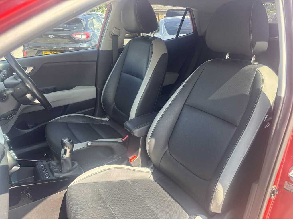 Kia Stonic 1.0T Gdi 4 Yellow #24