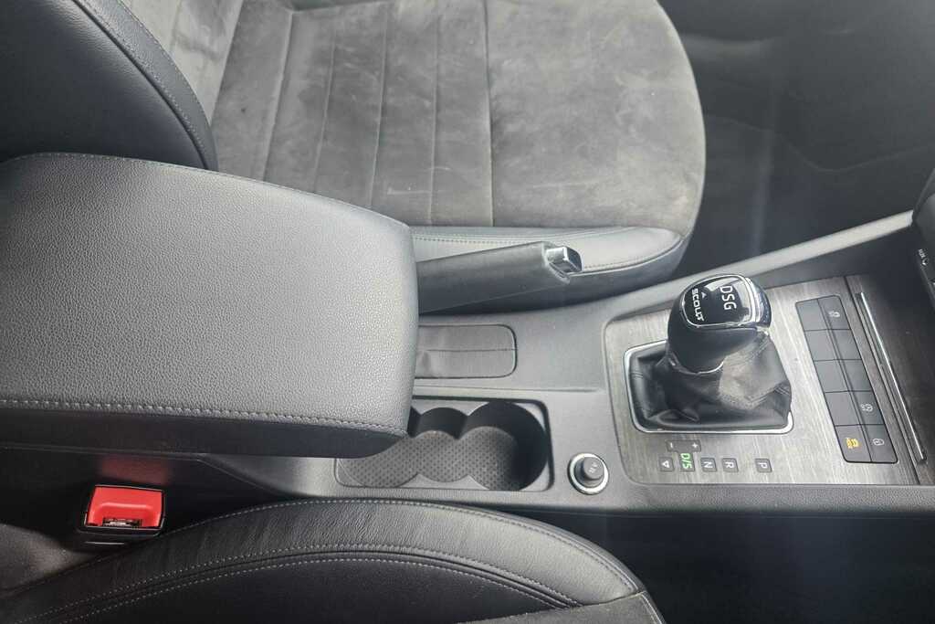Skoda Octavia 2.0 Tdi Cr Vrs Red #35