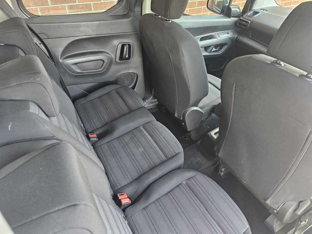Vauxhall Combo Life 1.5 Turbo D Energy Grey #19