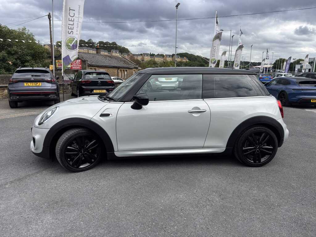 Mini Hatch F55 Mini 5-Door Hatch Cooper Sport Lci Green #20