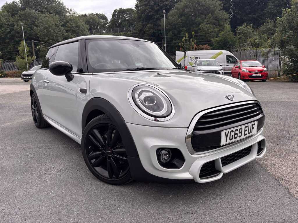 Mini Hatch 1.5 Cooper Sport II Silver