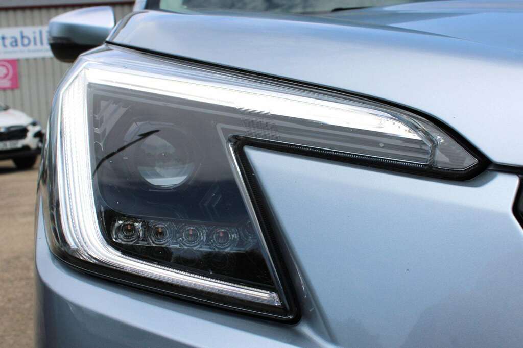 Subaru Forester 2.0I E-boxer Xe Premium Lineartronic Black #9