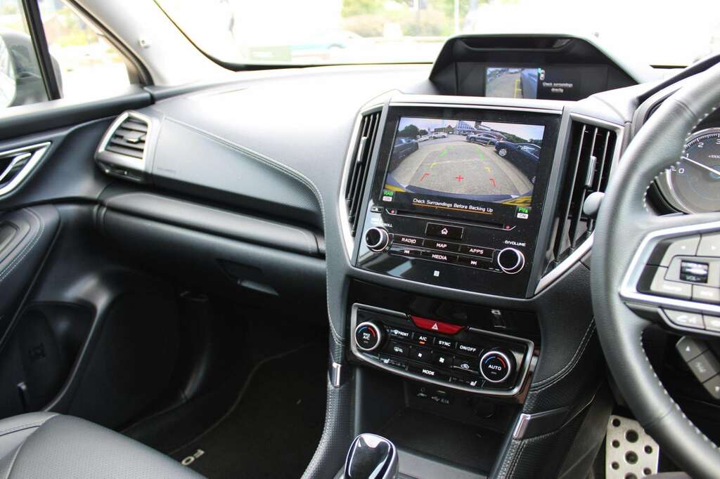 Subaru Forester 2.0I E-boxer Xe Premium Lineartronic Black #26
