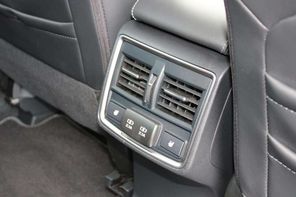Subaru Forester 2.0I E-boxer Xe Premium Lineartronic Black #22