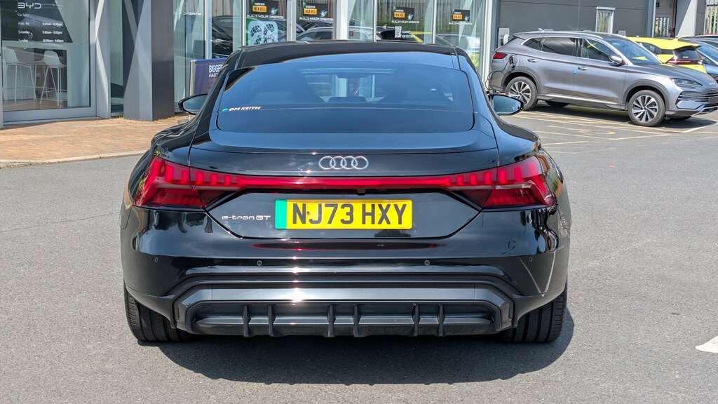 Audi E Tron GT 390Kw Quattro 93Kwh Black #4