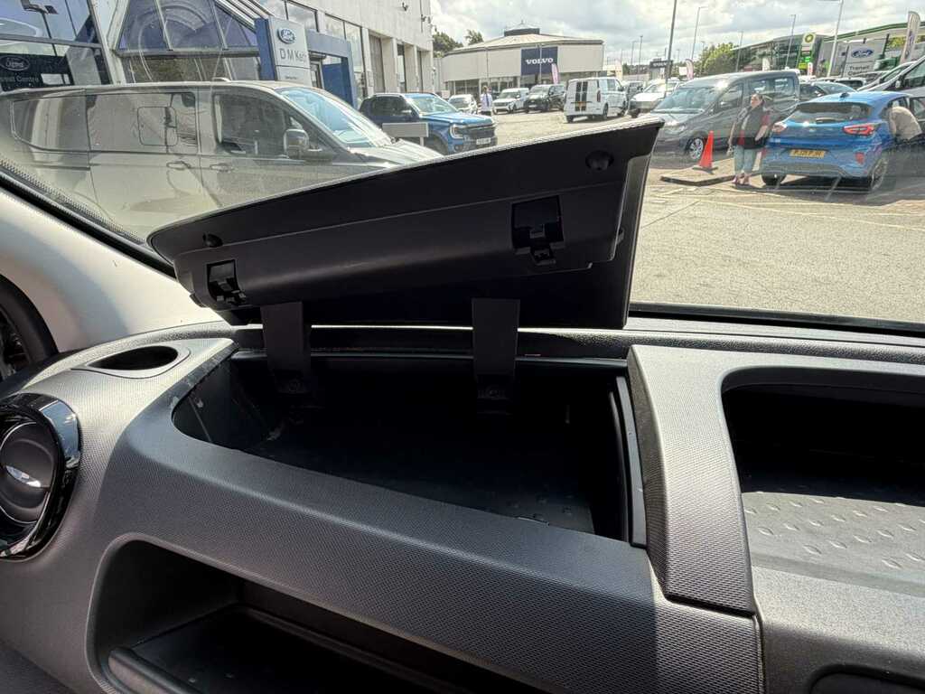 Vauxhall Vivaro Combi Van 1.6 Cdti 2900 Crew Van Euro 6 Ss Silver #32
