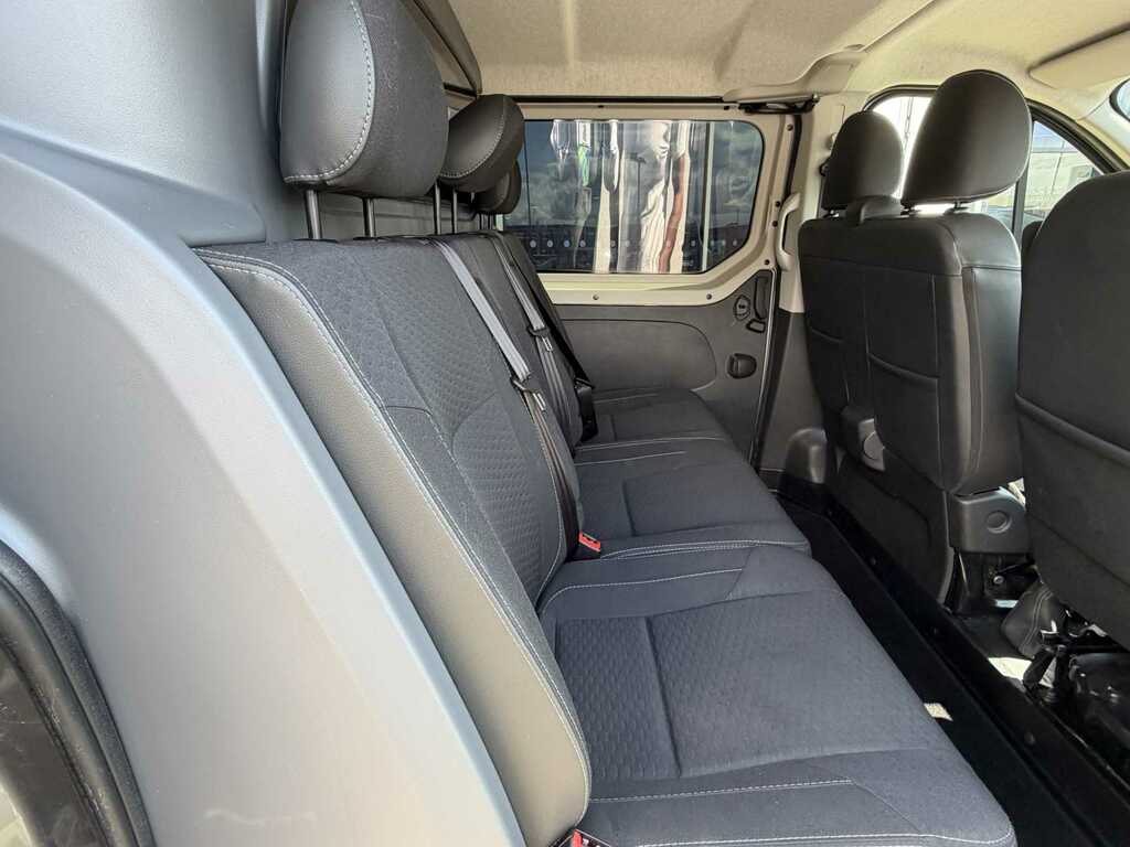 Vauxhall Vivaro Combi Van 1.6 Cdti 2900 Crew Van Euro 6 Ss Silver #35