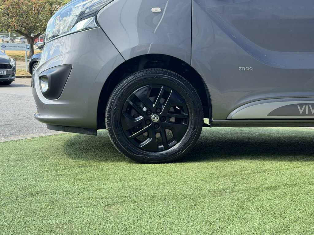 Vauxhall Vivaro 2900 1.6Cdti 120Ps H1 Doublecab Grey #6