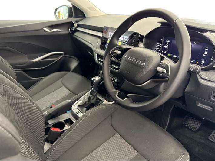 Skoda Fabia 1.0 Tsi 116 Se L Edition Dsg Black #6