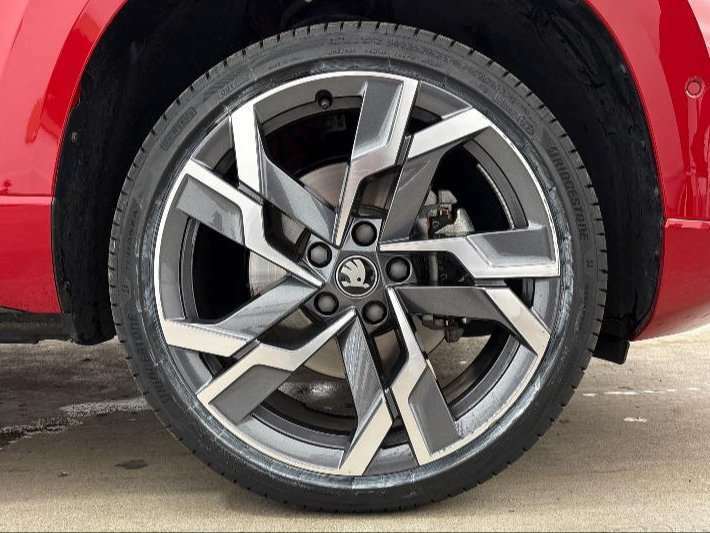 Skoda Karoq 1.5 Tsi Sportline Edition Dsg Red #5