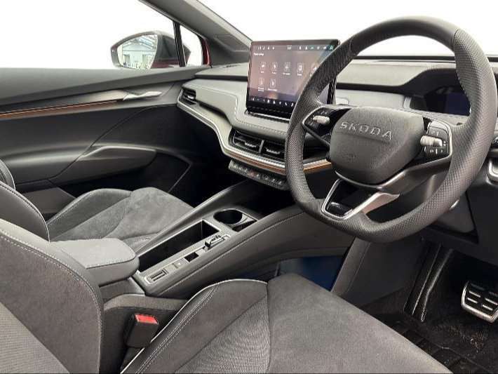 Skoda Elroq 210Kw 85 Sportline 82Kwh Red #6
