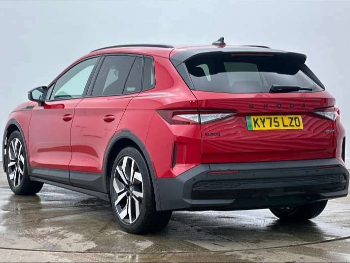 Skoda Elroq 210Kw 85 Sportline 82Kwh Red #3