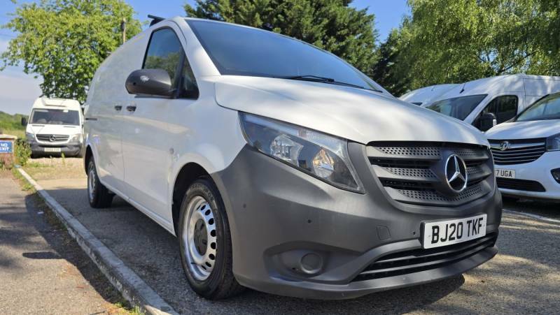 Mercedes-Benz Vito 114 Pure L2 136 White #9