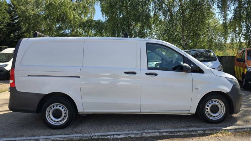 Mercedes-Benz Vito 114 Pure L2 136 White #7