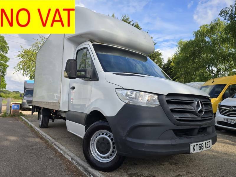 Mercedes-Benz Sprinter  White #1