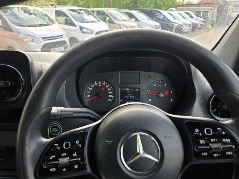 Mercedes-Benz Sprinter  White #18